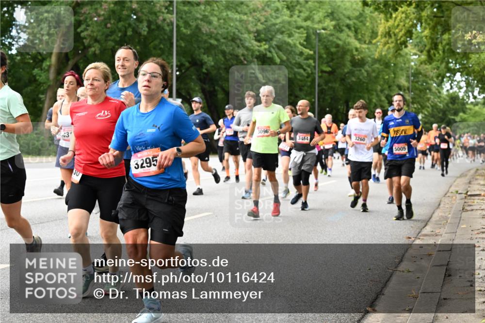 06.09.2026 - CURREX Alsterlauf Dr. Thomas Lammeyer http://msf.ph/oto/10116424 06.09.2026 09:12:59 Laufen 43, 3096, 3454, 3295, 3260, 5005 meine-sportfotos.de