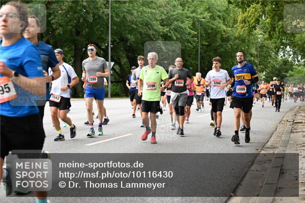 06.09.2026 - CURREX Alsterlauf Dr. Thomas Lammeyer http://msf.ph/oto/10116430 06.09.2026 09:13:00 Laufen 95, 2942, 2285, 3743, 3096, 307, 3454, 3260, 5005 meine-sportfotos.de