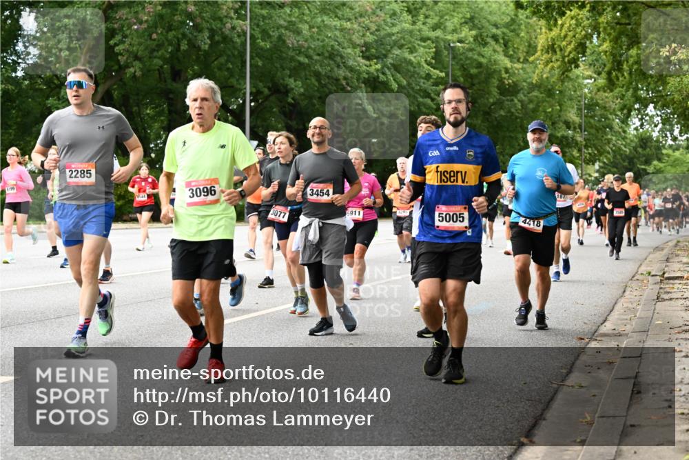 06.09.2026 - CURREX Alsterlauf Dr. Thomas Lammeyer http://msf.ph/oto/10116440 06.09.2026 09:13:01 Laufen 6199, 2285, 144, 3096, 3077, 3454, 5911, 4296, 5005, 4418, 187 meine-sportfotos.de