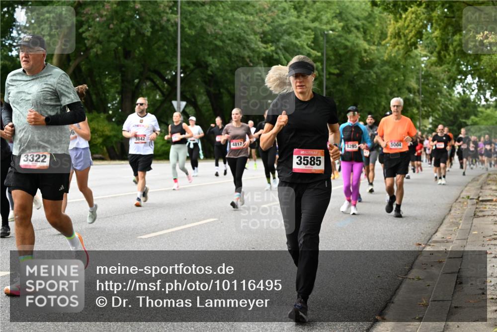 06.09.2026 - CURREX Alsterlauf Dr. Thomas Lammeyer http://msf.ph/oto/10116495 06.09.2026 09:13:08 Laufen 3322, 6, 6, 3842, 4817, 3585, 8295, 5004 meine-sportfotos.de