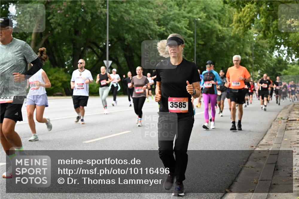06.09.2026 - CURREX Alsterlauf Dr. Thomas Lammeyer http://msf.ph/oto/10116496 06.09.2026 09:13:08 Laufen 51, 3842, 4817, 3585, 295, 5004 meine-sportfotos.de