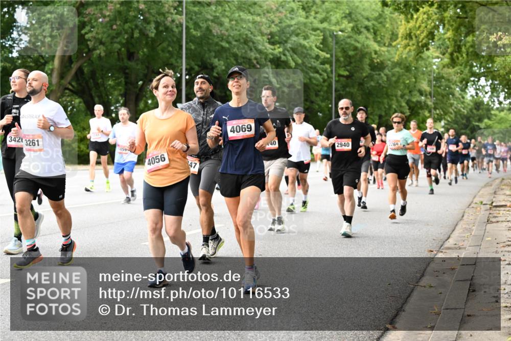 06.09.2026 - CURREX Alsterlauf Dr. Thomas Lammeyer http://msf.ph/oto/10116533 06.09.2026 09:13:13 Laufen 5859, 3421, 3261, 4056, 47, 4069, 40, 2940, 2269 meine-sportfotos.de