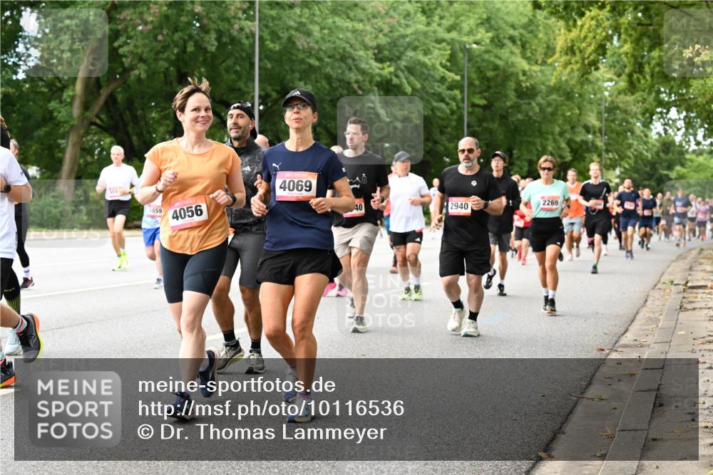 06.09.2026 - CURREX Alsterlauf Dr. Thomas Lammeyer http://msf.ph/oto/10116536 06.09.2026 09:13:13 Laufen 3593, 5859, 4056, 4069, 2269, 40, 2940 meine-sportfotos.de