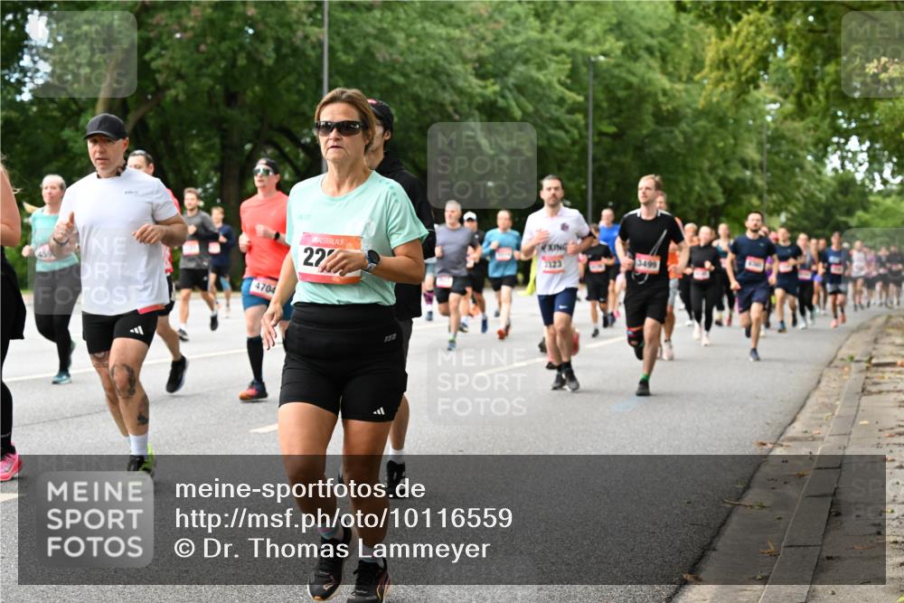 06.09.2026 - CURREX Alsterlauf Dr. Thomas Lammeyer http://msf.ph/oto/10116559 06.09.2026 09:13:16 Laufen 888, 4704, 22, 3499 meine-sportfotos.de