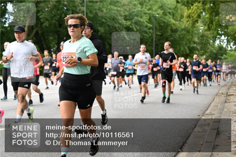06.09.2026 - CURREX Alsterlauf Dr. Thomas Lammeyer http://msf.ph/oto/10116561 06.09.2026 09:13:16 Laufen 222 meine-sportfotos.de