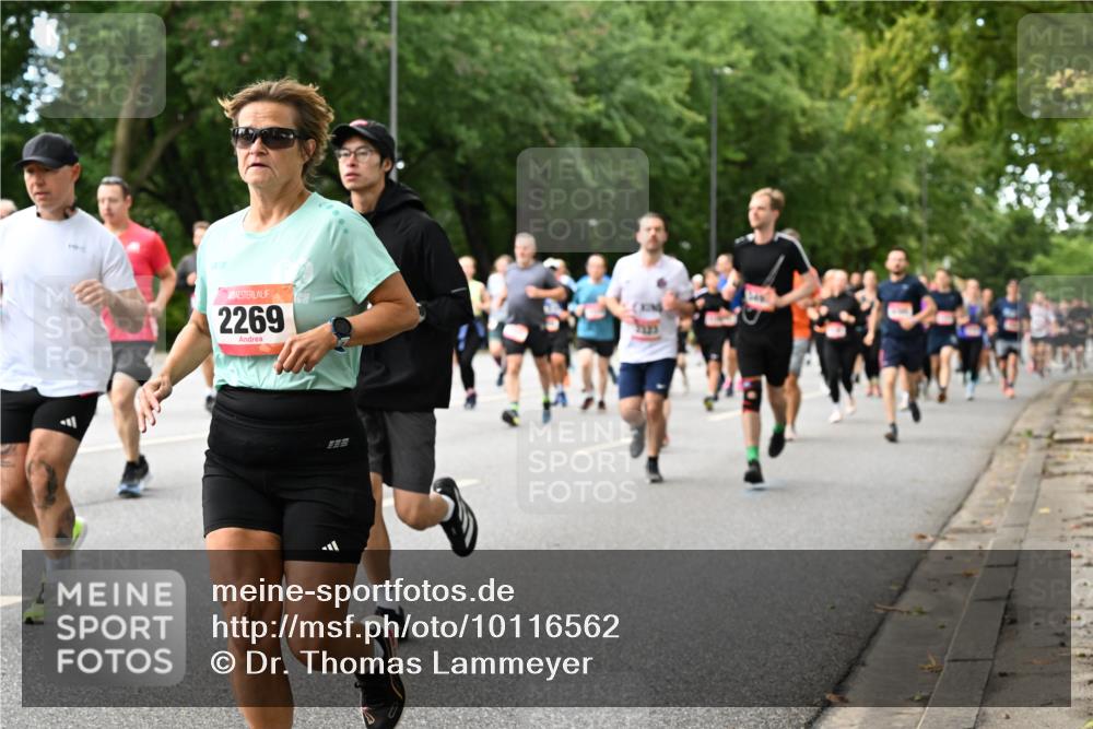 06.09.2026 - CURREX Alsterlauf Dr. Thomas Lammeyer http://msf.ph/oto/10116562 06.09.2026 09:13:17 Laufen 2269 meine-sportfotos.de