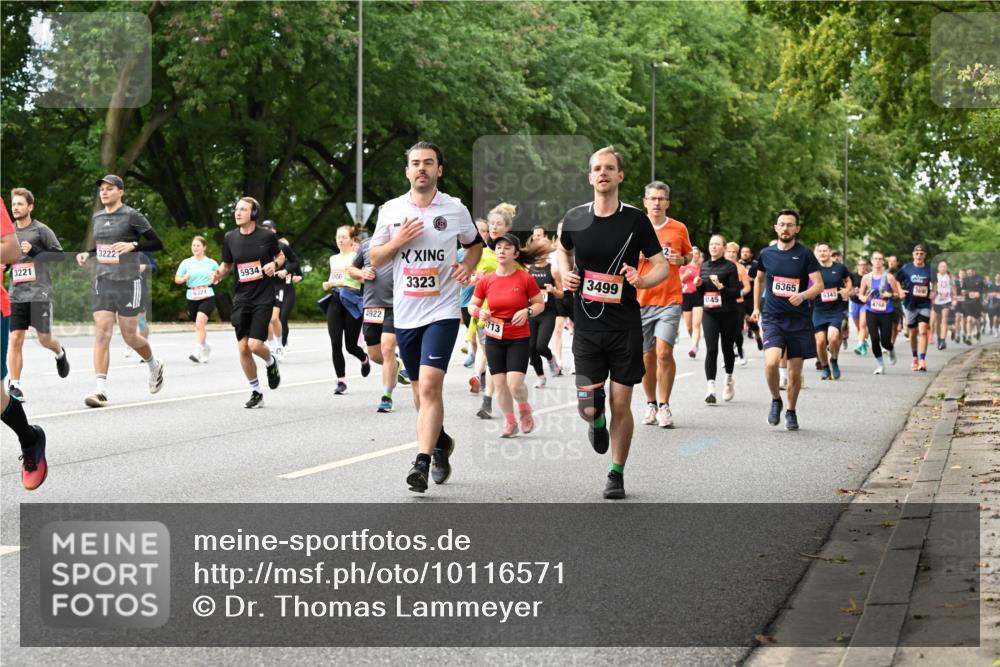 06.09.2026 - CURREX Alsterlauf Dr. Thomas Lammeyer http://msf.ph/oto/10116571 06.09.2026 09:13:18 Laufen 3222, 3221, 5934, 4922, 3323, 713, 3499, 6365, 6343, 6145, 4768 meine-sportfotos.de
