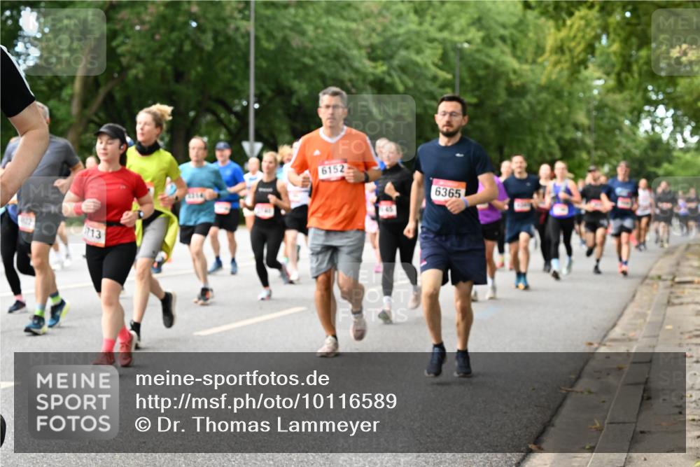 06.09.2026 - CURREX Alsterlauf Dr. Thomas Lammeyer http://msf.ph/oto/10116589 06.09.2026 09:13:20 Laufen 713, 6152, 6365 meine-sportfotos.de