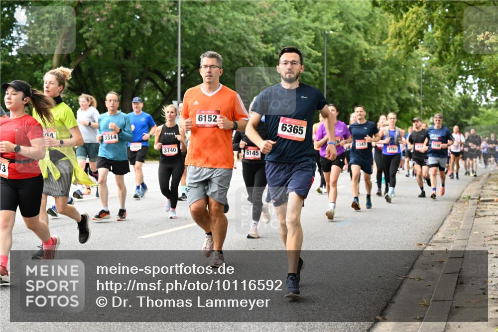 06.09.2026 - CURREX Alsterlauf Dr. Thomas Lammeyer http://msf.ph/oto/10116592 06.09.2026 09:13:20 Laufen 13, 04, 3314, 2886, 3740, 6152, 6145, 6365, 6343, 4768 meine-sportfotos.de