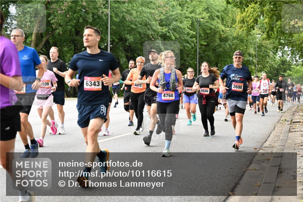 06.09.2026 - CURREX Alsterlauf Dr. Thomas Lammeyer http://msf.ph/oto/10116615 06.09.2026 09:13:23 Laufen 109, 6343, 5930, 4915, 4914, 5506, 4768, 779, 2698, 5543, 6250, 5109 meine-sportfotos.de