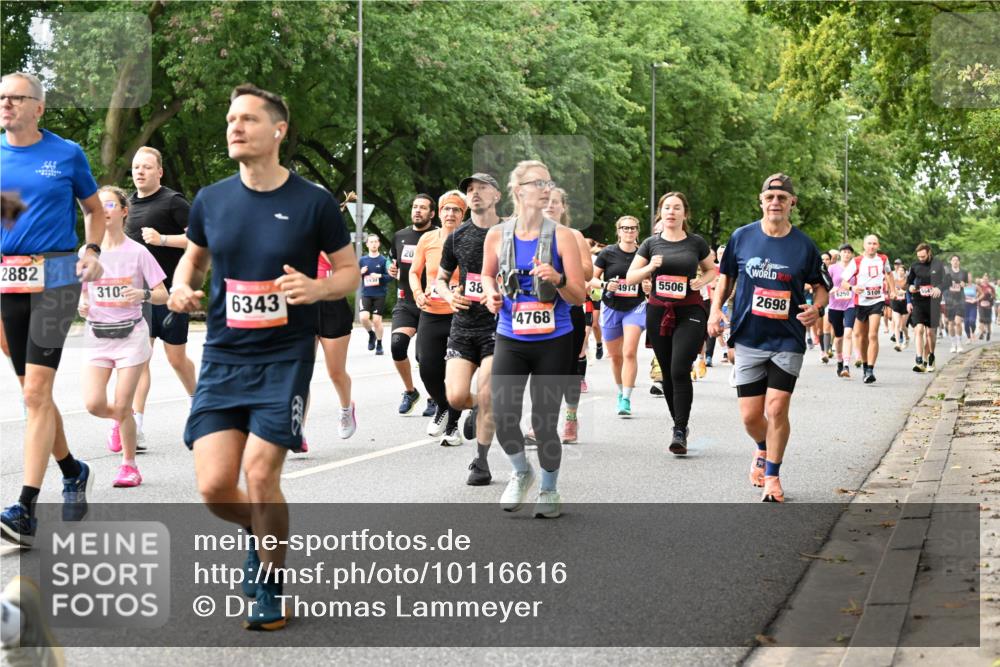06.09.2026 - CURREX Alsterlauf Dr. Thomas Lammeyer http://msf.ph/oto/10116616 06.09.2026 09:13:24 Laufen 2882, 488, 5930, 3102, 6343, 20, 38, 4914, 5506, 4768, 2698, 6250, 5109 meine-sportfotos.de