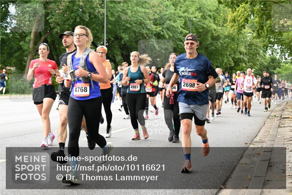 06.09.2026 - CURREX Alsterlauf Dr. Thomas Lammeyer http://msf.ph/oto/10116621 06.09.2026 09:13:25 Laufen 138, 4981, 4768, 8257, 06, 2698, 2524, 5109 meine-sportfotos.de