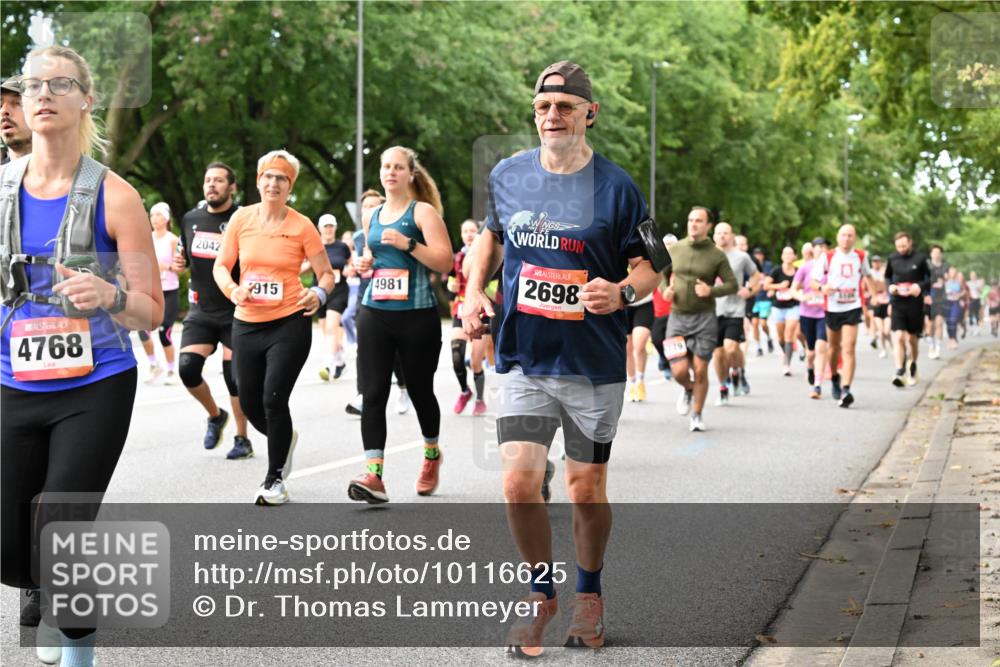 06.09.2026 - CURREX Alsterlauf Dr. Thomas Lammeyer http://msf.ph/oto/10116625 06.09.2026 09:13:25 Laufen 4768, 2042, 4981, 915, 2698, 779 meine-sportfotos.de