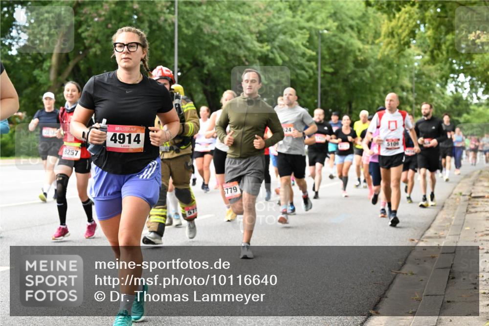 06.09.2026 - CURREX Alsterlauf Dr. Thomas Lammeyer http://msf.ph/oto/10116640 06.09.2026 09:13:27 Laufen 8257, 4914, 779 meine-sportfotos.de