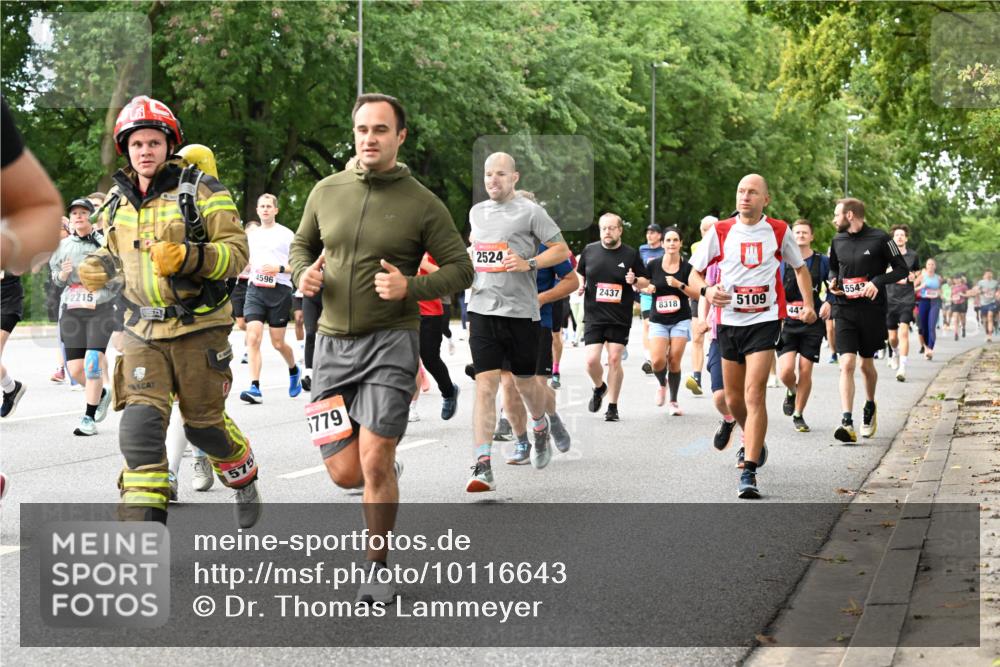 06.09.2026 - CURREX Alsterlauf Dr. Thomas Lammeyer http://msf.ph/oto/10116643 06.09.2026 09:13:28 Laufen 2215, 575, 4596, 5779, 2524, 5542, 2437, 5109, 8318 meine-sportfotos.de