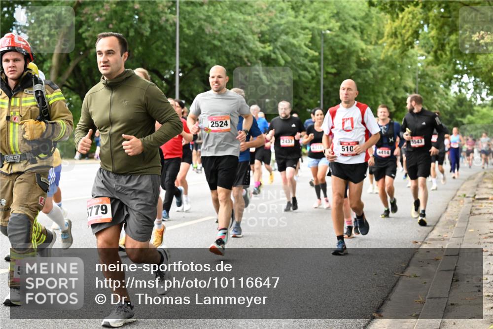 06.09.2026 - CURREX Alsterlauf Dr. Thomas Lammeyer http://msf.ph/oto/10116647 06.09.2026 09:13:29 Laufen 779, 575, 2524, 2437, 5543, 2314, 510, 4414 meine-sportfotos.de
