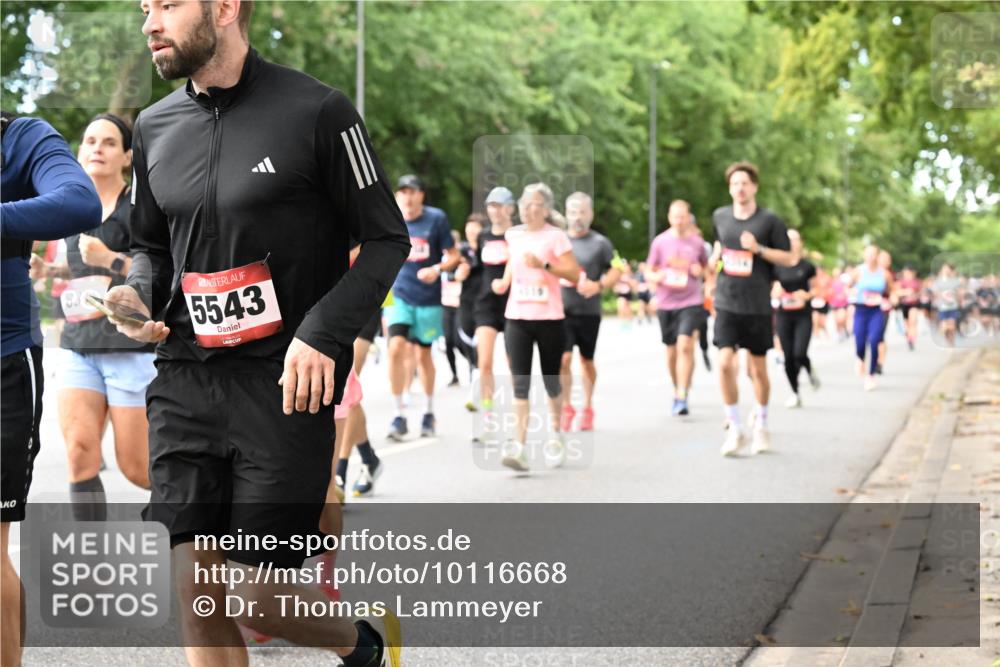 06.09.2026 - CURREX Alsterlauf Dr. Thomas Lammeyer http://msf.ph/oto/10116668 06.09.2026 09:13:32 Laufen 83, 5543 meine-sportfotos.de
