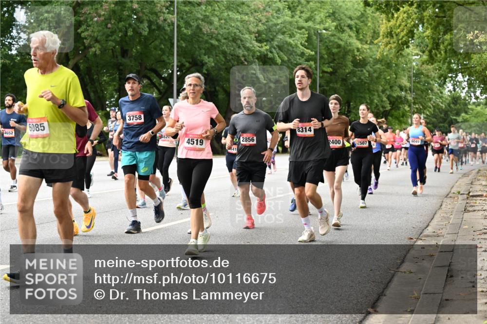 06.09.2026 - CURREX Alsterlauf Dr. Thomas Lammeyer http://msf.ph/oto/10116675 06.09.2026 09:13:33 Laufen 4652, 6085, 3758, 820, 2856, 4519, 41, 8314, 6049, 2400, 507 meine-sportfotos.de