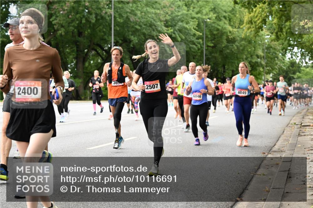 06.09.2026 - CURREX Alsterlauf Dr. Thomas Lammeyer http://msf.ph/oto/10116691 06.09.2026 09:13:36 Laufen 2400, 365, 2507, 6046, 6049 meine-sportfotos.de