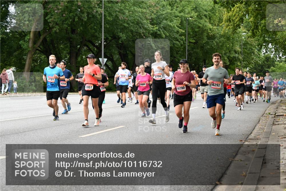 06.09.2026 - CURREX Alsterlauf Dr. Thomas Lammeyer http://msf.ph/oto/10116732 06.09.2026 09:13:41 Laufen 3721, 4259, 2957, 250, 3412, 3756, 1261, 6460, 37, 6290, 6292, 5284 meine-sportfotos.de