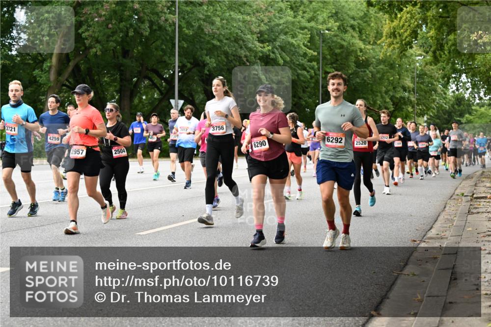 06.09.2026 - CURREX Alsterlauf Dr. Thomas Lammeyer http://msf.ph/oto/10116739 06.09.2026 09:13:42 Laufen 3756, 3721, 3412, 57371, 4259, 2957, 2504, 6290, 6292, 712, 2520, 6368 meine-sportfotos.de