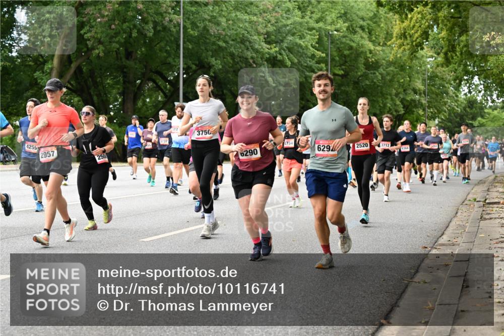 06.09.2026 - CURREX Alsterlauf Dr. Thomas Lammeyer http://msf.ph/oto/10116741 06.09.2026 09:13:42 Laufen 4259, 2957, 5737, 250, 3412, 3750, 4784, 6290, 6292, 2520, 3712, 6368, 4229 meine-sportfotos.de