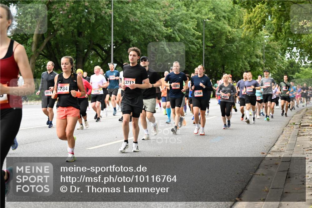 06.09.2026 - CURREX Alsterlauf Dr. Thomas Lammeyer http://msf.ph/oto/10116764 06.09.2026 09:13:45 Laufen 4077, 4784, 3945, 6382, 3712, 55, 4229, 5284, 6368, 4507, 733 meine-sportfotos.de