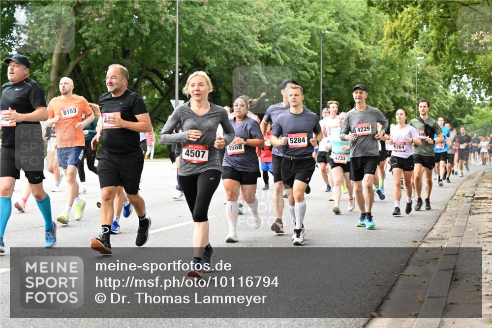 06.09.2026 - CURREX Alsterlauf Dr. Thomas Lammeyer http://msf.ph/oto/10116794 06.09.2026 09:13:49 Laufen 8163, 4507, 4968, 5284, 4733, 4229, 6264, 396, 727 meine-sportfotos.de