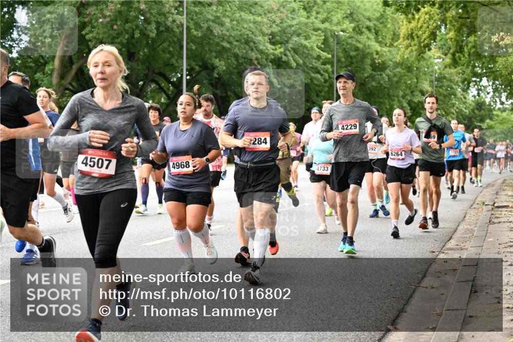 06.09.2026 - CURREX Alsterlauf Dr. Thomas Lammeyer http://msf.ph/oto/10116802 06.09.2026 09:13:50 Laufen 4507, 4968, 284, 4733, 4229, 392, 6264, 69, 727 meine-sportfotos.de