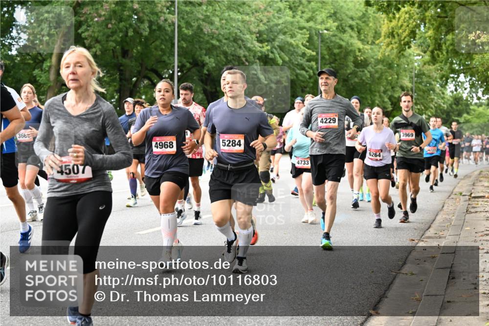 06.09.2026 - CURREX Alsterlauf Dr. Thomas Lammeyer http://msf.ph/oto/10116803 06.09.2026 09:13:50 Laufen 366, 1507, 4968, 5284, 4733, 4229, 6264, 3969 meine-sportfotos.de