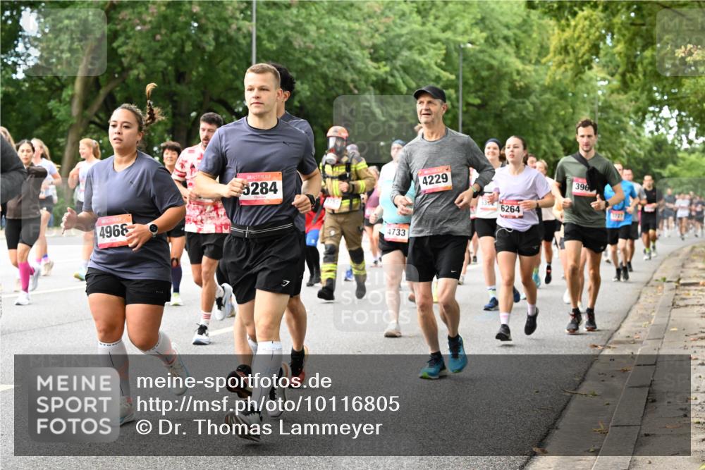 06.09.2026 - CURREX Alsterlauf Dr. Thomas Lammeyer http://msf.ph/oto/10116805 06.09.2026 09:13:51 Laufen 4968, 5284, 4733, 4229, 6264, 396 meine-sportfotos.de