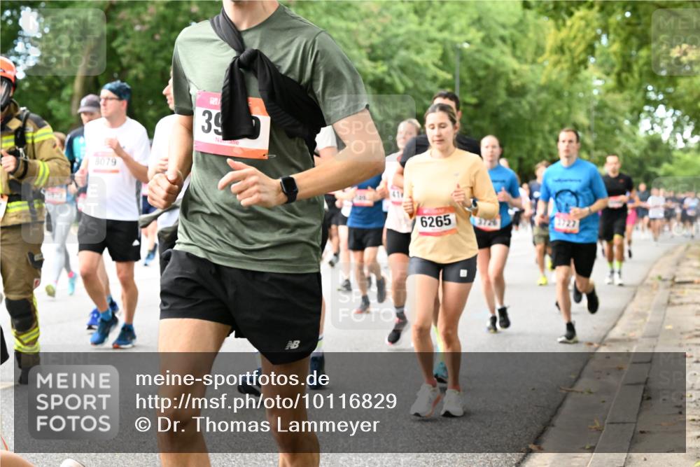 06.09.2026 - CURREX Alsterlauf Dr. Thomas Lammeyer http://msf.ph/oto/10116829 06.09.2026 09:13:54 Laufen 8079, 39, 41, 6265, 3727 meine-sportfotos.de