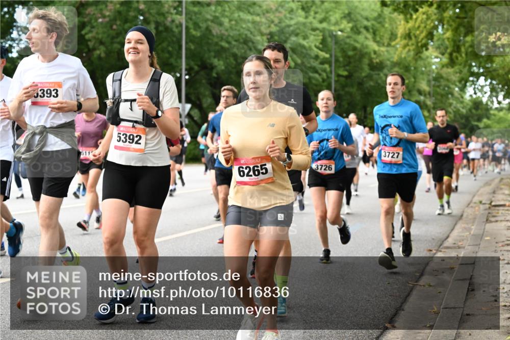06.09.2026 - CURREX Alsterlauf Dr. Thomas Lammeyer http://msf.ph/oto/10116836 06.09.2026 09:13:54 Laufen 393, 511, 5392, 6265, 3726, 3727, 71 meine-sportfotos.de