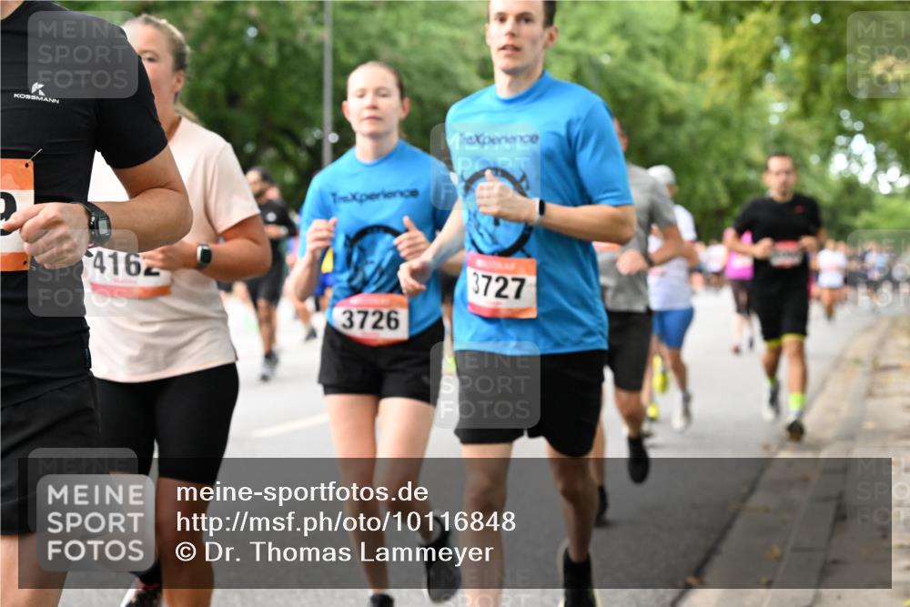 06.09.2026 - CURREX Alsterlauf Dr. Thomas Lammeyer http://msf.ph/oto/10116848 06.09.2026 09:13:56 Laufen 4162, 3726, 3727 meine-sportfotos.de