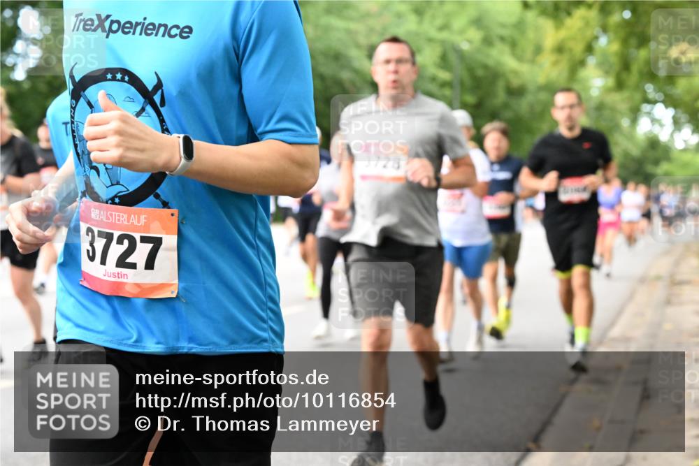 06.09.2026 - CURREX Alsterlauf Dr. Thomas Lammeyer http://msf.ph/oto/10116854 06.09.2026 09:13:56 Laufen 3727, 3723 meine-sportfotos.de