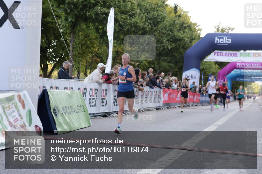 06.09.2026 - CURREX Alsterlauf Yannick Fuchs http://msf.ph/oto/10116874 06.09.2026 09:36:39 Ziel 26, 4032, 5444, 5490, 6306 meine-sportfotos.de