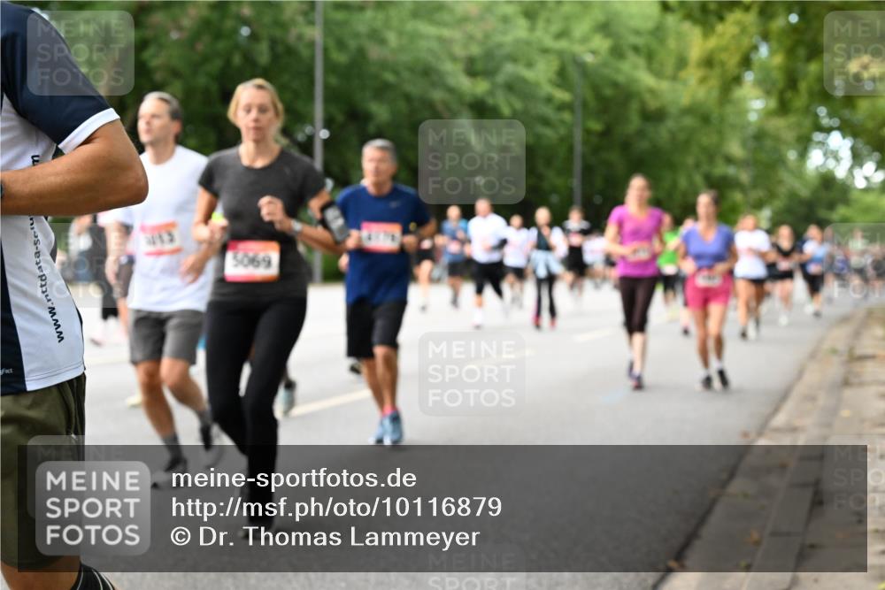 06.09.2026 - CURREX Alsterlauf Dr. Thomas Lammeyer http://msf.ph/oto/10116879 06.09.2026 09:13:59 Laufen 5069 meine-sportfotos.de