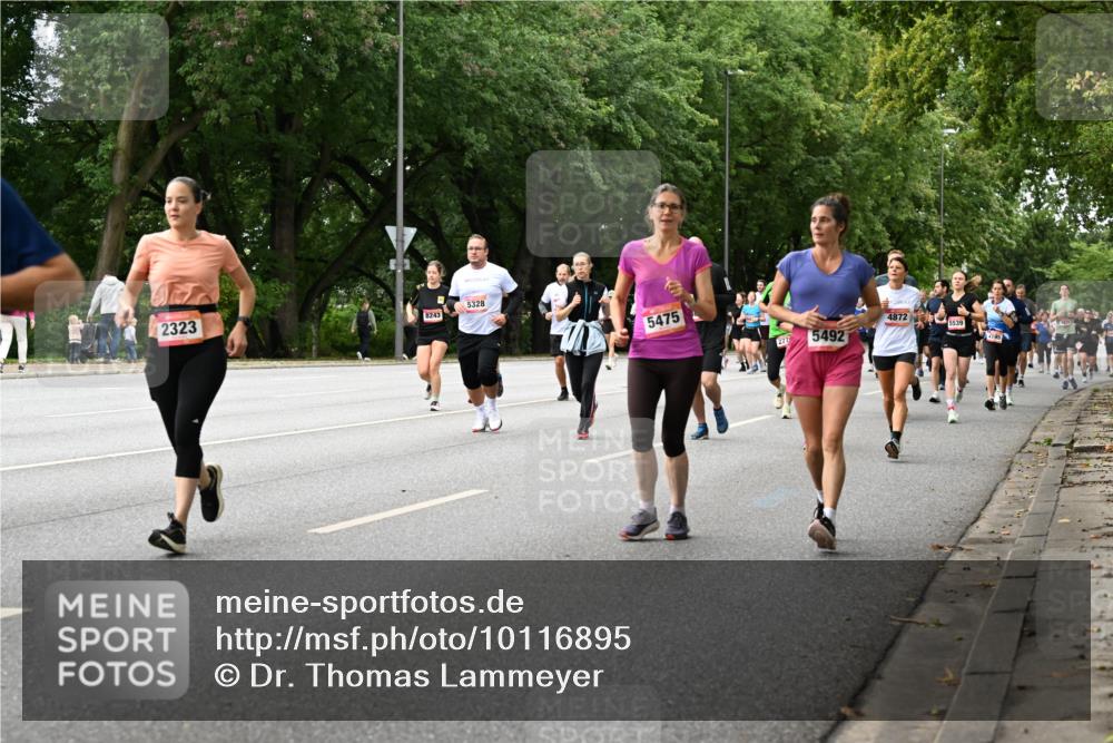 06.09.2026 - CURREX Alsterlauf Dr. Thomas Lammeyer http://msf.ph/oto/10116895 06.09.2026 09:14:01 Laufen 2323, 8243, 5328, 5475, 277, 5492, 4872, 5539, 2195 meine-sportfotos.de