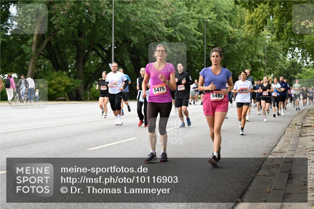 06.09.2026 - CURREX Alsterlauf Dr. Thomas Lammeyer http://msf.ph/oto/10116903 06.09.2026 09:14:02 Laufen 8243, 5328, 5475, 8017, 4872, 5539, 5492, 2195 meine-sportfotos.de