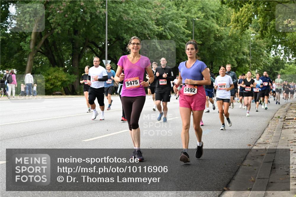 06.09.2026 - CURREX Alsterlauf Dr. Thomas Lammeyer http://msf.ph/oto/10116906 06.09.2026 09:14:02 Laufen 288, 5475, 8017, 4872, 5492, 5539, 2195 meine-sportfotos.de