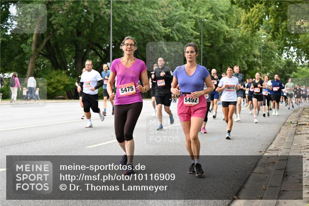 06.09.2026 - CURREX Alsterlauf Dr. Thomas Lammeyer http://msf.ph/oto/10116909 06.09.2026 09:14:03 Laufen 5328, 5475, 8017, 29, 5492, 4872, 5539 meine-sportfotos.de