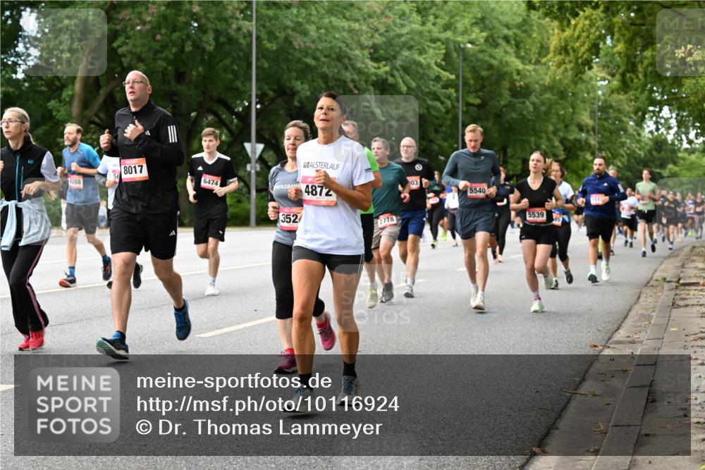 06.09.2026 - CURREX Alsterlauf Dr. Thomas Lammeyer http://msf.ph/oto/10116924 06.09.2026 09:14:05 Laufen 4288, 8017, 6474, 352, 4872, 2778, 03, 5540, 551, 5539 meine-sportfotos.de