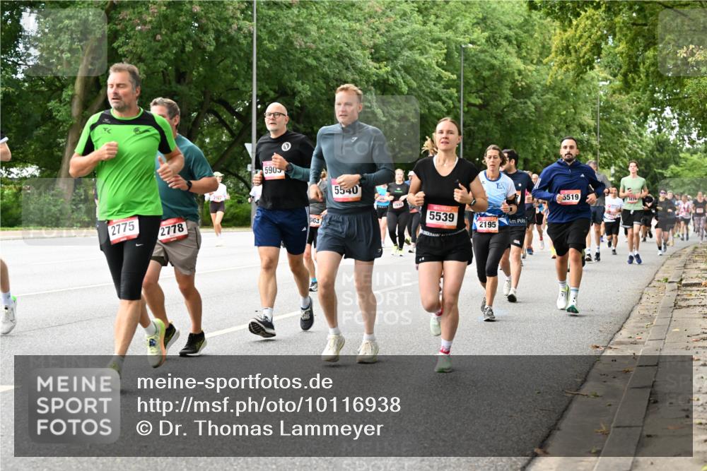 06.09.2026 - CURREX Alsterlauf Dr. Thomas Lammeyer http://msf.ph/oto/10116938 06.09.2026 09:14:07 Laufen 2775, 2778, 2761, 5905, 063, 5540, 5539, 2195, 5519 meine-sportfotos.de