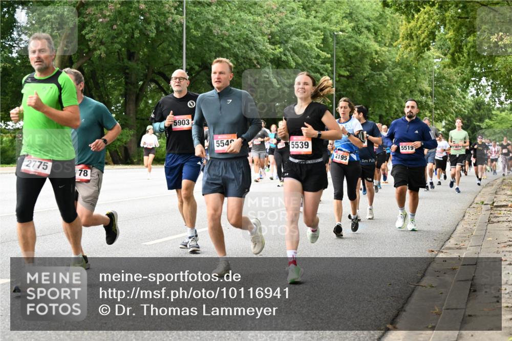 06.09.2026 - CURREX Alsterlauf Dr. Thomas Lammeyer http://msf.ph/oto/10116941 06.09.2026 09:14:07 Laufen 2775, 78, 5903, 554, 5539, 2195, 5519, 3874 meine-sportfotos.de