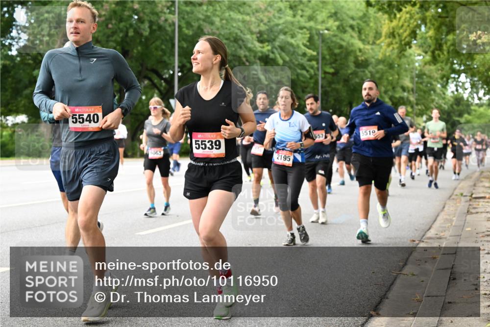 06.09.2026 - CURREX Alsterlauf Dr. Thomas Lammeyer http://msf.ph/oto/10116950 06.09.2026 09:14:08 Laufen 7, 5540, 6063, 5539, 2195, 8, 57, 5510 meine-sportfotos.de