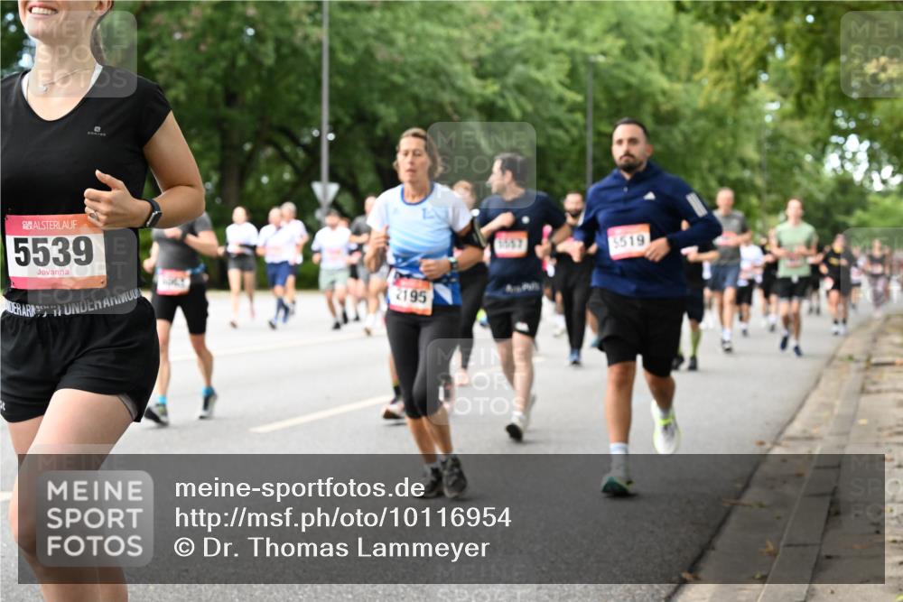 06.09.2026 - CURREX Alsterlauf Dr. Thomas Lammeyer http://msf.ph/oto/10116954 06.09.2026 09:14:09 Laufen 5539, 2195, 1567, 5519 meine-sportfotos.de