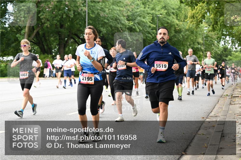 06.09.2026 - CURREX Alsterlauf Dr. Thomas Lammeyer http://msf.ph/oto/10116958 06.09.2026 09:14:09 Laufen 6063, 2195, 5557, 86, 5519 meine-sportfotos.de