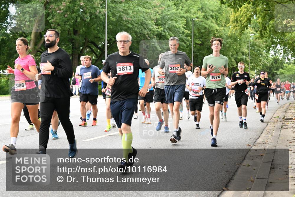 06.09.2026 - CURREX Alsterlauf Dr. Thomas Lammeyer http://msf.ph/oto/10116984 06.09.2026 09:14:12 Laufen 2386, 5342, 5813, 354, 3064, 3457, 3874, 5092 meine-sportfotos.de