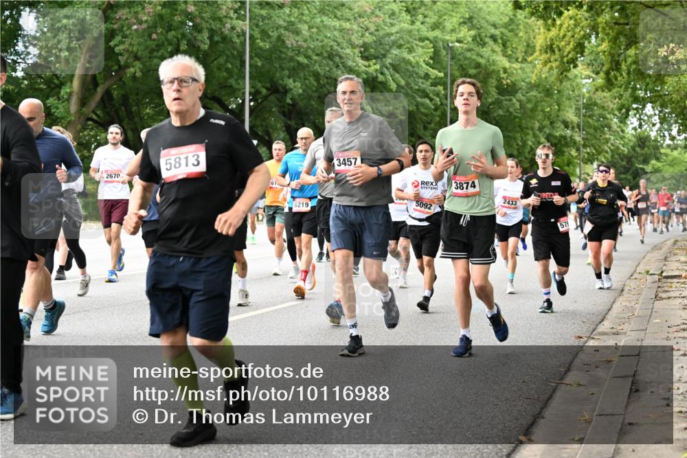 06.09.2026 - CURREX Alsterlauf Dr. Thomas Lammeyer http://msf.ph/oto/10116988 06.09.2026 09:14:13 Laufen 5813, 2670, 61, 6219, 3457, 3874, 2433, 5092, 579 meine-sportfotos.de