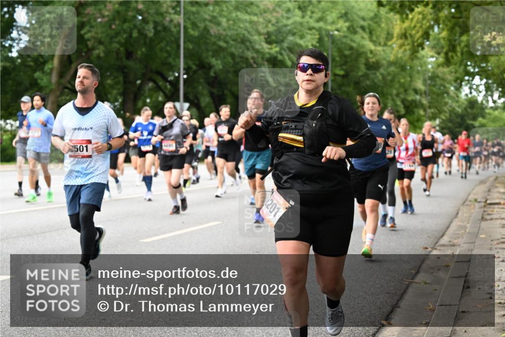 06.09.2026 - CURREX Alsterlauf Dr. Thomas Lammeyer http://msf.ph/oto/10117029 06.09.2026 09:14:18 Laufen 501, 5639, 201 meine-sportfotos.de